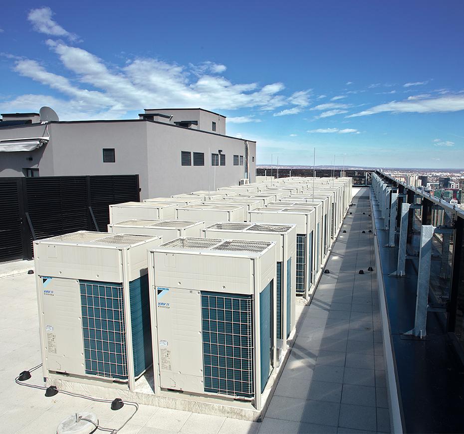 Commercial rooftop air conditioning outdoor units